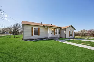 4132 Patricia St, Haltom City, TX 76117 - Photo 32
