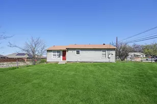 4132 Patricia St, Haltom City, TX 76117 - Photo 6