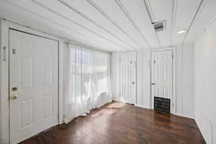 4132 Patricia St, Haltom City, TX 76117 - Photo 8