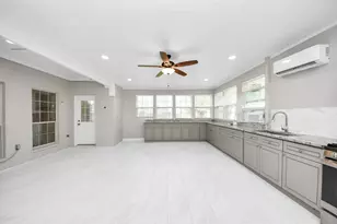 6803 Chapelfield Ln, Houston, TX 77049 - Photo 22
