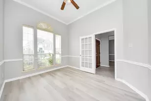 6803 Chapelfield Ln, Houston, TX 77049 - Photo 10