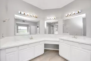 6803 Chapelfield Ln, Houston, TX 77049 - Photo 36