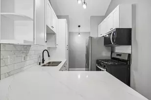 11554 Gullwood Dr, Houston, TX 77089 - Photo 6