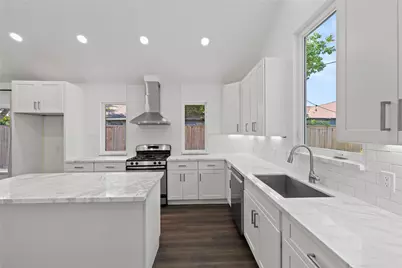 3211 Cochran Street, Houston, TX 77009 - Photo 6