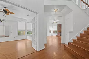 515 Spring Moss Dr, Missouri City, TX 77459 - Photo 2