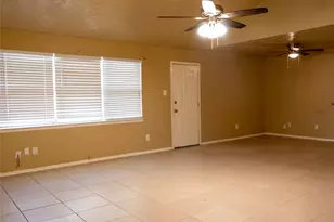 8215 Lone Bridge Ln, Humble, TX 77338 - Photo 4