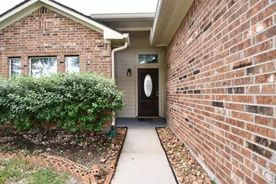 7110 Anaquitas Creek Court, Richmond, TX 77407 - Photo 2
