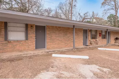 760 Cline St #3, Huntsville, TX 77340 - Photo 2