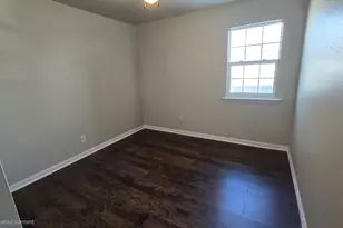 11807 Algonquin Dr, Houston, TX 77089 - Photo 4