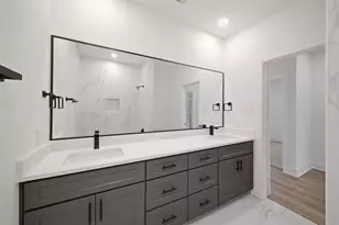 7620 Inwood Hls Ln, Houston, TX 77088 - Photo 30
