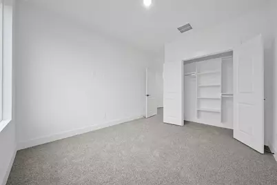 7620 Inwood Hills Lane, Houston, TX 77088 - Photo 32