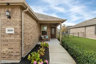 3227 Golden Eagle Wy, Richmond, TX 77469 - Photo 2