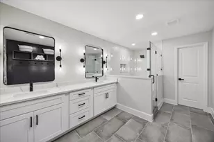 1827 Millwood Dr, Houston, TX 77008 - Photo 26