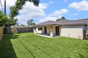 1827 Millwood Dr, Houston, TX 77008 - Photo 26
