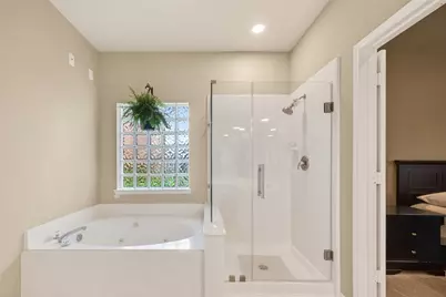 9507 Bending Willow Lane, Houston, TX 77064 - Photo 22