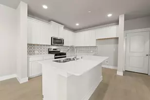 2738 Mariposa Crk Dr, Rosharon, TX 77583 - Photo 6