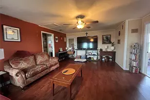 136 Fm 2239, Paige, TX 78659 - Photo 20