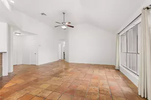 1818 Wildwood Dr, Deer Park, TX 77536 - Photo 6