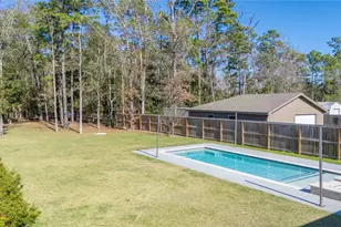 430 Kickapoo Dr, Anahuac, TX 77514 - Photo 6