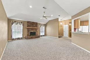 5909 Sheffield Terrace Ln, Bryan, TX 77802 - Photo 4
