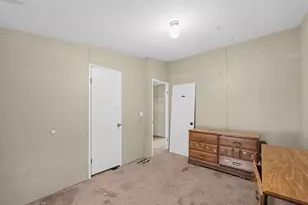 104 Lone Oak Cir, Bastrop, TX 78602 - Photo 12