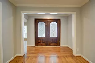 5604 Whitehaven St, Bellaire, TX 77401 - Photo 4