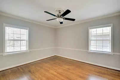 5604 Whitehaven Street, Bellaire, TX 77401 - Photo 12