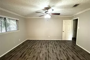 11915 Fallbrook Dr, Houston, TX 77065 - Photo 8