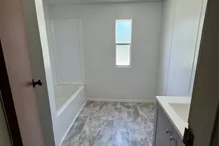 600 E Melville Dr, Crosby, TX 77532 - Photo 10