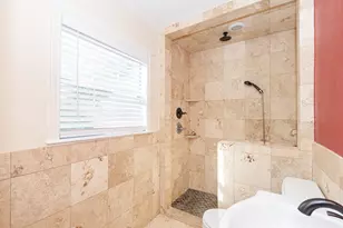 7447 Magnolia St, Houston, TX 77023 - Photo 24