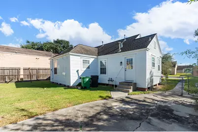 7447 Magnolia Street, Houston, TX 77023 - Photo 36