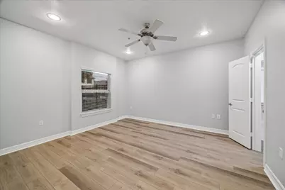 3501 Chenevert Street #7, Houston, TX 77004 - Photo 10