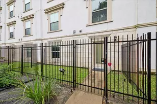 3501 Chenevert St, Houston, TX 77004 - Photo 2