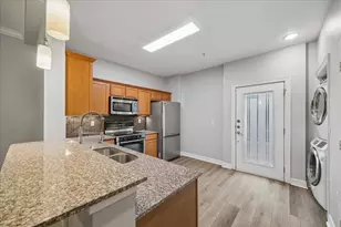 3501 Chenevert St, Houston, TX 77004 - Photo 6