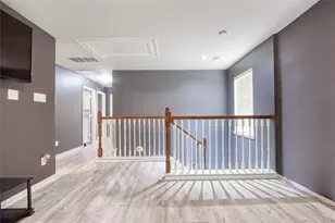 2666 Skyview Downs Dr, Houston, TX 77047 - Photo 10