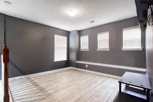 2666 Skyview Downs Dr, Houston, TX 77047 - Photo 8