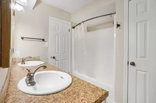 5710 Green Timbers Dr, Humble, TX 77346 - Photo 10
