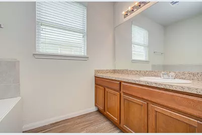 10335 Solitude Way, Houston, TX 77044 - Photo 18