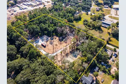 225 Foster Street, Alvin, TX 77511 - Photo 1