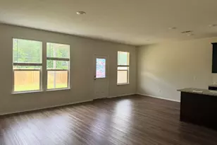 1829 T H Johnson Dr, Taylor, TX 76574 - Photo 8