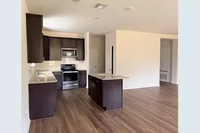 1829 T H Johnson Drive, Taylor, TX 76574 - Photo 4