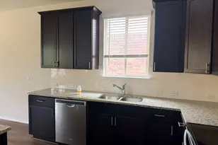 1829 T H Johnson Dr, Taylor, TX 76574 - Photo 6