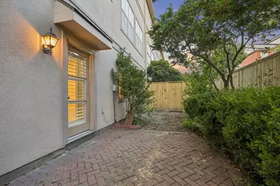 2931 Brompton Square Drive, Houston, TX 77025 - Photo 28