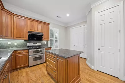 2931 Brompton Square Drive, Houston, TX 77025 - Photo 16