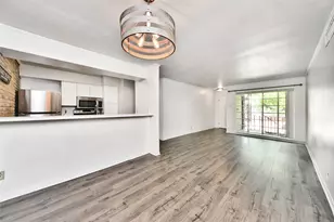 2609 Marilee Ln, Houston, TX 77057 - Photo 2