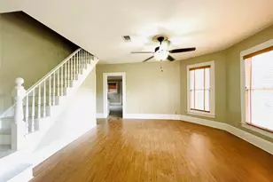 229 E Saunders St, League City, TX 77573 - Photo 4