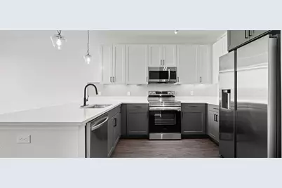 1100 N Zang Boulevard #106, Dallas, TX 75023 - Photo 4