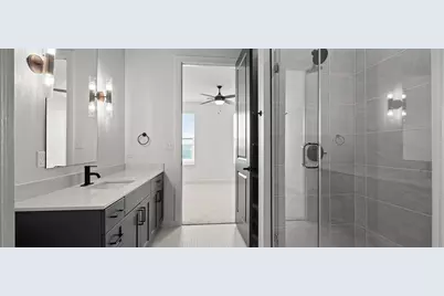 1100 N Zang Boulevard #106, Dallas, TX 75023 - Photo 8