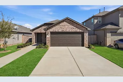 4535 Pinehurst Trace Drive, Pinehurst, TX 77362 - Photo 2