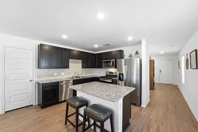 4535 Pinehurst Trace Drive, Pinehurst, TX 77362 - Photo 10